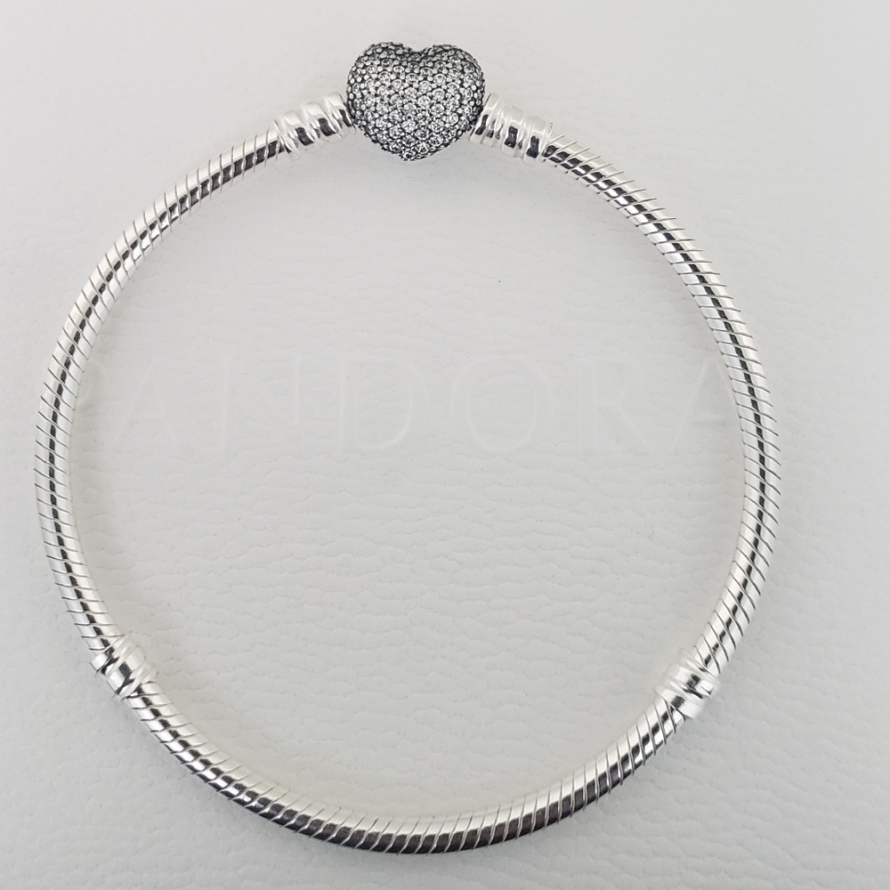♥️ Authentic Pandora HEART BRACELET